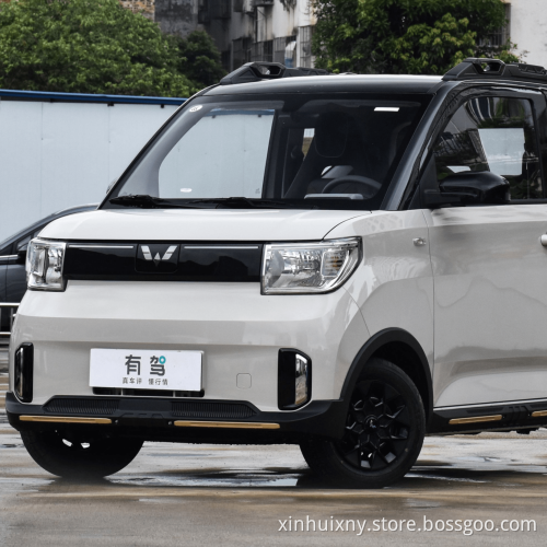 New High Quality electro car new energy vehicles cheap small cheap 2 door car Wuling mini EV